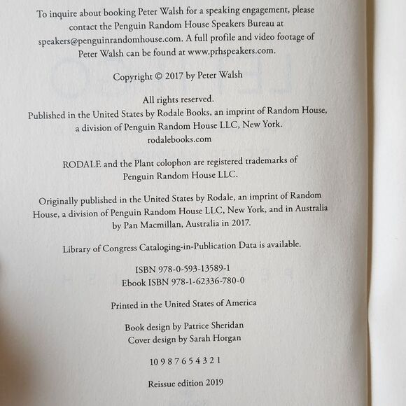 🩵EUC Let It Go: Downsizing Your Way to a Richer, Happier Life Hardcover - Picture 6 of 7